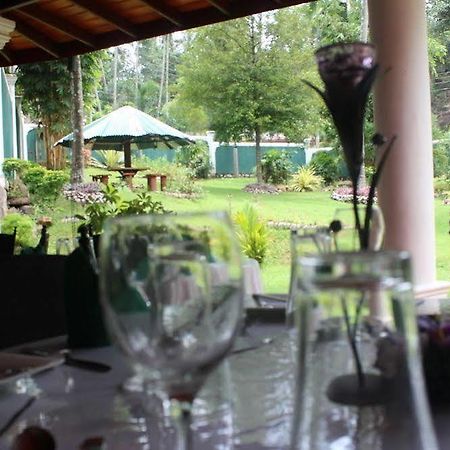 The Kings Villa Канди Экстерьер фото